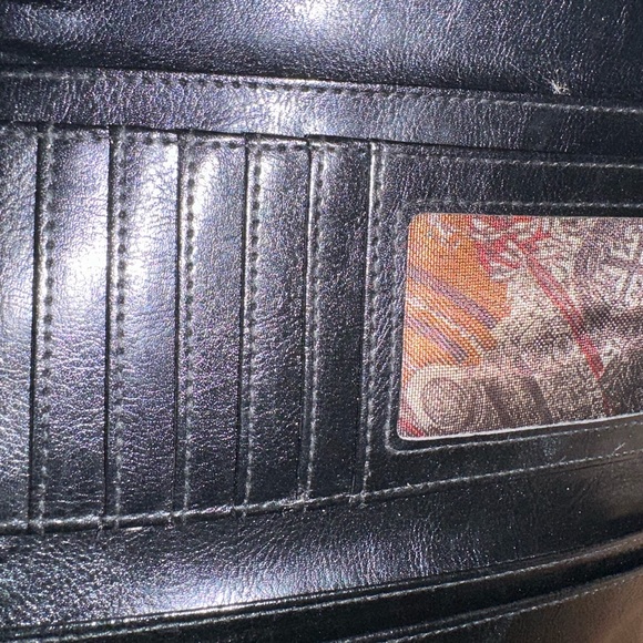 Wallet Silver Tone HEART Decor note back zipper missing! Price reflects defect. - Picture 7 of 13